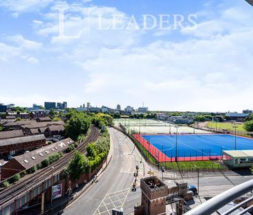 2 bedroom apartment to rent The Roundhouse, Gunwharf Quays, Portsmo... - Photo 5