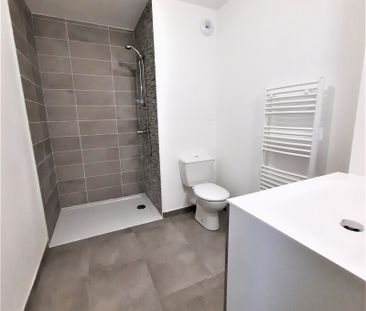 Location Appartement 2 pièces 44m² NIMES 30000 - Photo 3