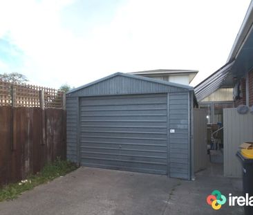 Double Glazed, Two Heat Pumps and Operating Solar System Installed - Photo 2