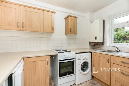Studio to rent - Photo 3