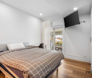 Kitchenette & ensuites in each room - Photo 2