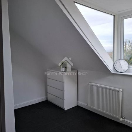 1 bedroom in a house share to rent - Photo 4