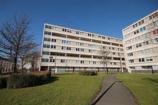 Melbourne Court, Howard Street, Newcastle Upon Tyne, NE1 - Photo 1