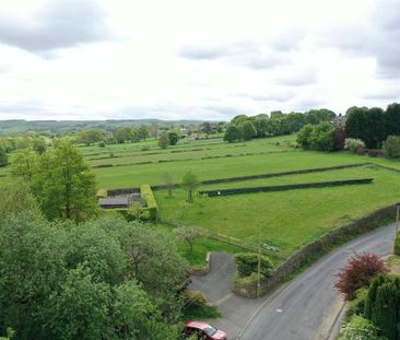 4 bedroom semi-detached house to rent - Photo 4