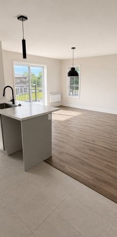 Appartement Beauharnois À Louer - Photo 1