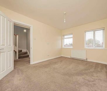 Worcester Road, Uxbridge, UB8 - Photo 6