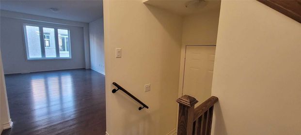 For Lease - 9 Truffle Court, Brampton, Ontario - Photo 1