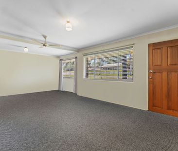 4 Strafford Road,BETHANIA - Photo 2