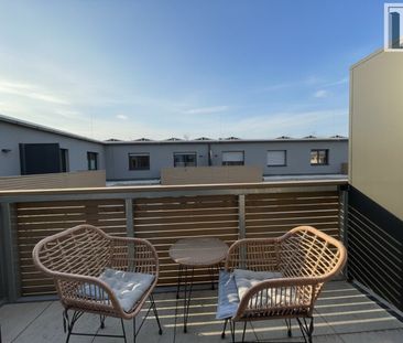 Neuwertige Dachgeschoßwohnung mit Loggia und Terrasse in Wiener Neu... - Photo 1