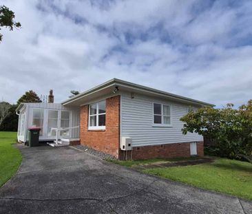 Rare find in Howick - Photo 4