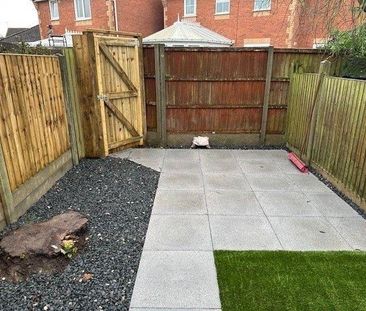 2 bedroom terraced house to rent - Photo 6