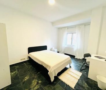 Calle Pascual Hermanos, Alcobendas, Community of Madrid 28100 - Photo 3