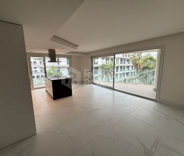 Luxury New Build Apartment with Sea Views and Prime Amenities - Foto 1