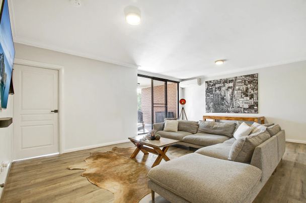 Convenience Plus! - Photo 1