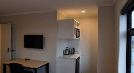 Fully Furnished Studio Room - Photo 2