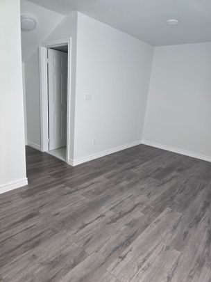 For Lease - 387 Maitland Street Unit# Upper, London East, Ontario - Photo 1