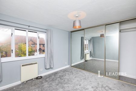 2 bedroom semi detached to rent Lindale Close, Gamston, Nottingham, Nottinghamshire, NG2 - Photo 4