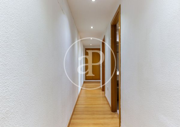 Penthouse for rent with Terrace in Paterna