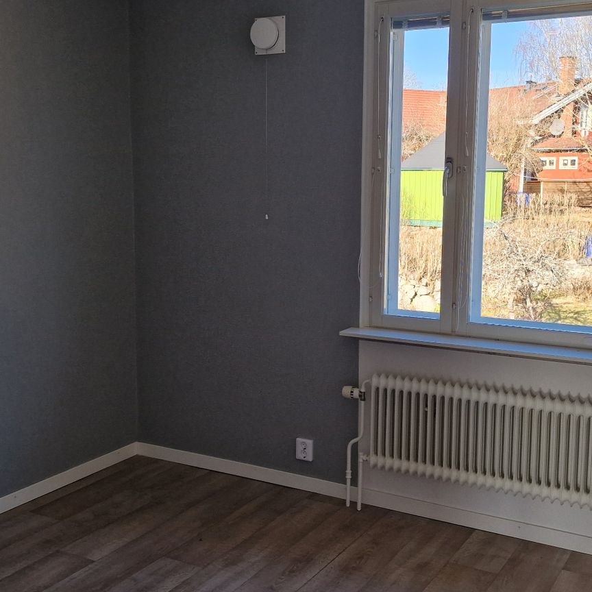 Landsvägsgatan, Malmköping - Foto 1