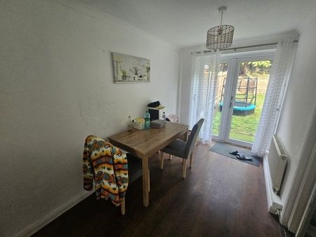 The Tail Race, Maidstone - Photo 2