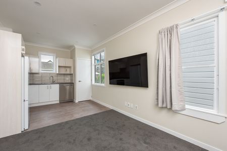 15 Hall Street, Newtown - Photo 5