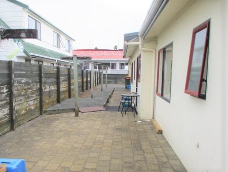 SANTA HAS A VOUCHER FOR YOU - Ngongotaha - Photo 4