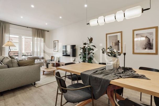 4 room luxury Flat for rent in Barcelona, Catalonia - Photo 1