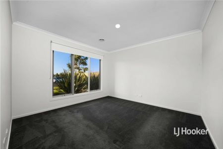 69 Alfred Road, Werribee VIC, Belconnen - Photo 5