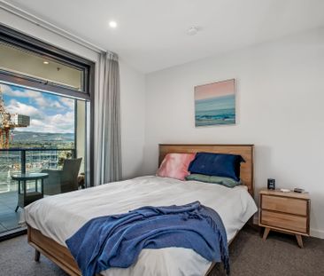 Modern City apartment with style and convenience - Photo 2