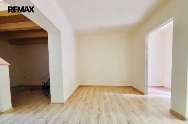 Mezonetový byt 2+1 v rodinném domě Vyškov - Photo 1