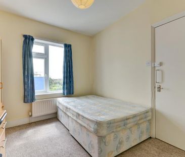 6 bedroom house to rent - Photo 5