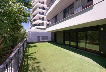 2 Bedroom Apartment with garden, Miraflores, Oeiras