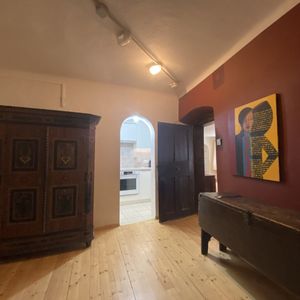 Charmante 3,5-Zimmer-Wohnung im historischen Stadtkern von Hallein! - Foto 3
