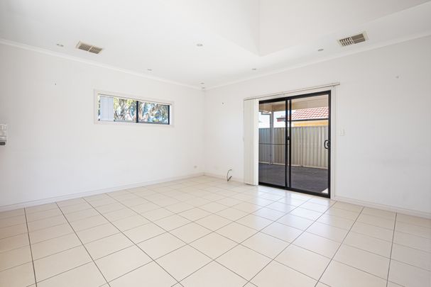 123B North Parade, Underdale SA 5032 - House For Rent | Domain - Photo 1