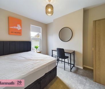 Room 2, 13 Harford Street, Portadown, Craigavon, BT62 3AA - Photo 1