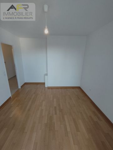 Location Appartement 2 pièces 47m² - Photo 4