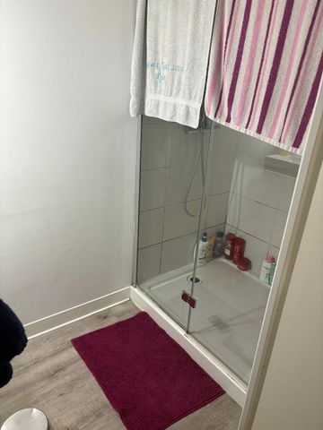 Location Appartement 2 pièces 46m² ROCHEFORT 17300 - Photo 5