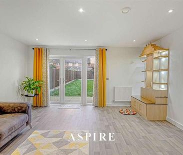 Cheshire Walk, Basildon, SS14 - Photo 2