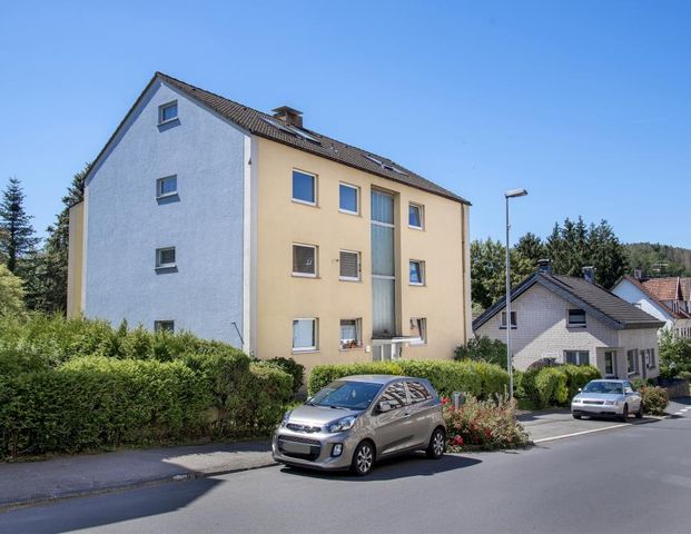 Schöner Wohnen in Lüdenscheid-Brügge: Tolle 3-Zimmer-Wohnung mit Balkon und neuem Badezimmer! - Foto 1