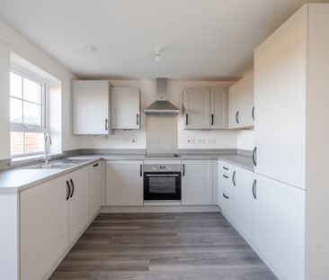 Southwold Drive, Peterborough, Hampton Beach - Photo 1