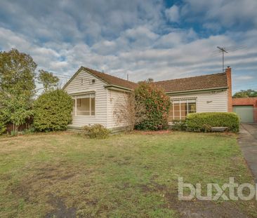 CHARACTER AND CHARM WITH MODERN STYLE - Photo 5