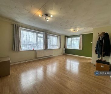 2 bedroom maisonette to rent - Photo 1