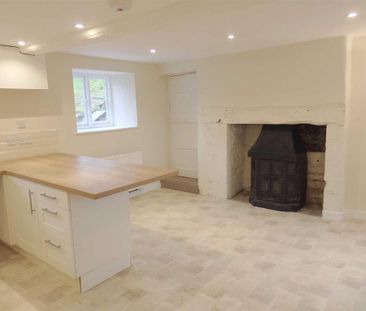 2 bedroom end of terrace house to rent - Photo 3