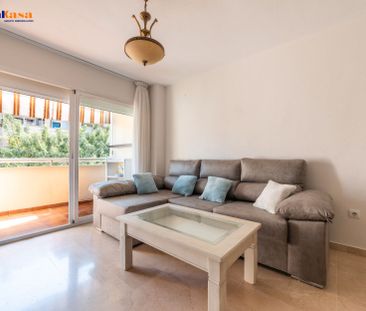 Piso de alquiler en El Cónsul - Ciudad Universitaria - El Romeral - Photo 2