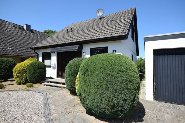 4 Zimmer Einfamilienhaus mit Garten und Vollkeller - Photo 1