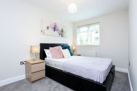 2 bedroom flat to rent - Photo 4
