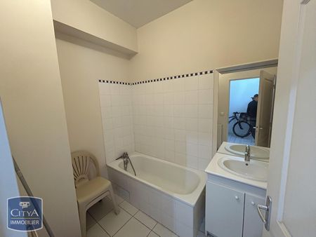Location Appartement 1 pièce 40m² LA RICHE 37520 - Photo 3