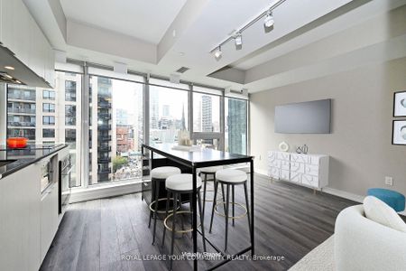 88 North Condos and Lofts 77 , #1801 - Photo 2