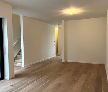 Prachtige recente woning met 2 slaapkamers op TOPlocatie! - Foto 4