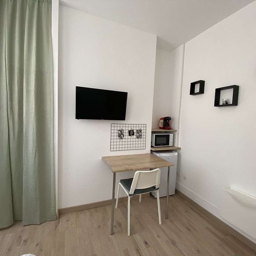 CHAMBRE TOUTES CHARGES COMPRISES PROCHE GARE - Photo 1